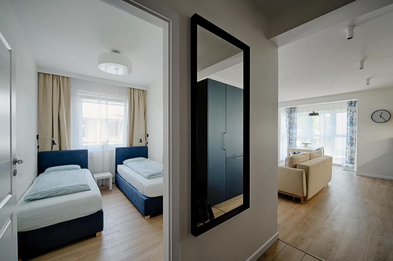 Apartamenty Mm - Rzezniczaka 지엘로나구라 외부 사진